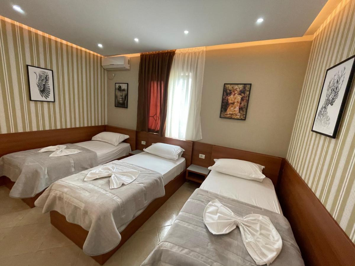 Hotel Emigranti Shkoder Exterior photo